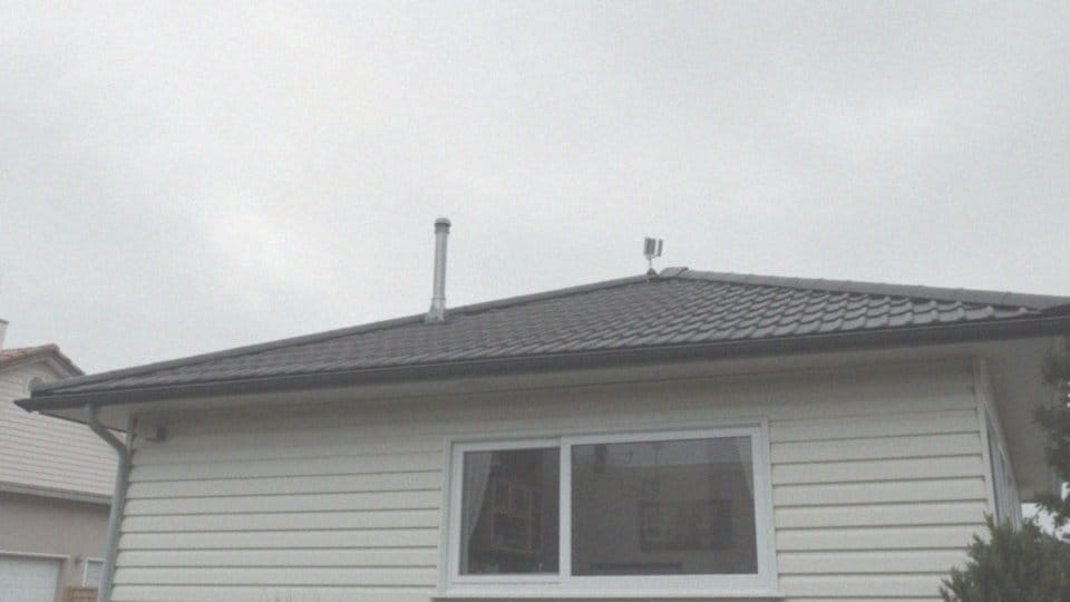 Jakie są różnice między anteną zewnętrzną a pokojową?